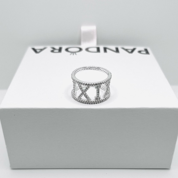 🎉HP🎉 XIXI ring by Adrianne Houghton ✨ - Picture 1 of 2